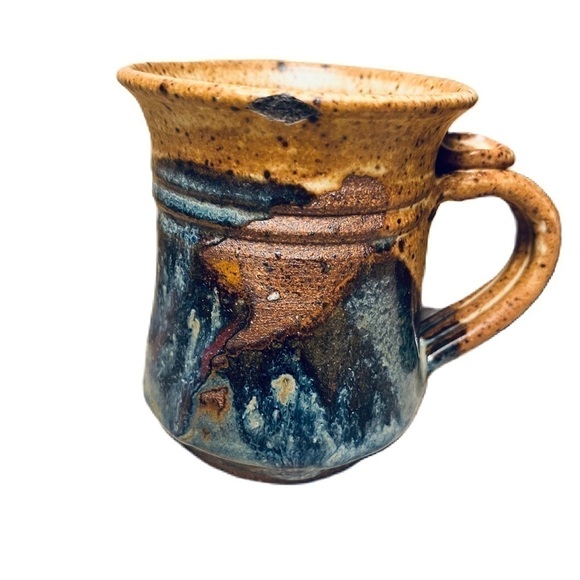 Artist signed earthtone mugs with jewel coloured glaze details - unique set - Picture 6 of 15